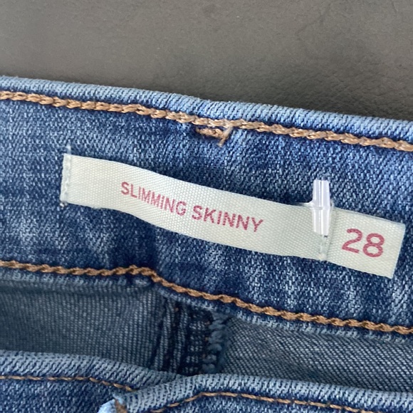 Levi’s slimming skinny - Picture 4 of 10